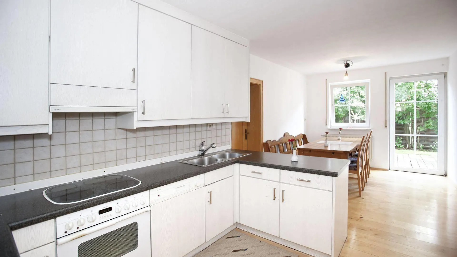 Hotelpension Zum Gockl Allershausen Guest house